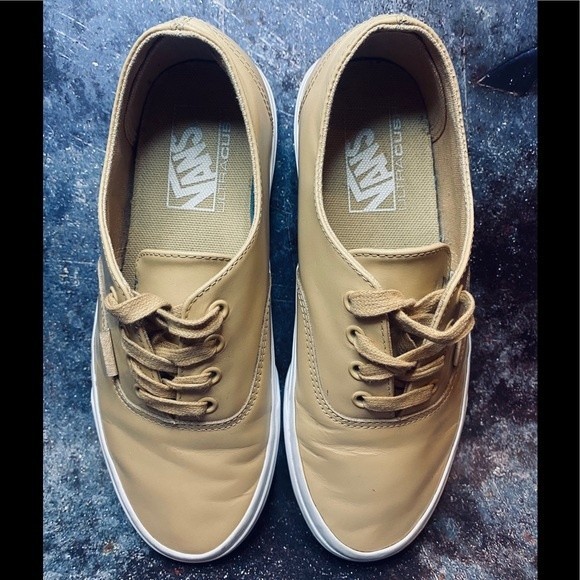 Vans Off the Wall UltraCush Slip-On Shoes - Nude - Picture 6 of 8